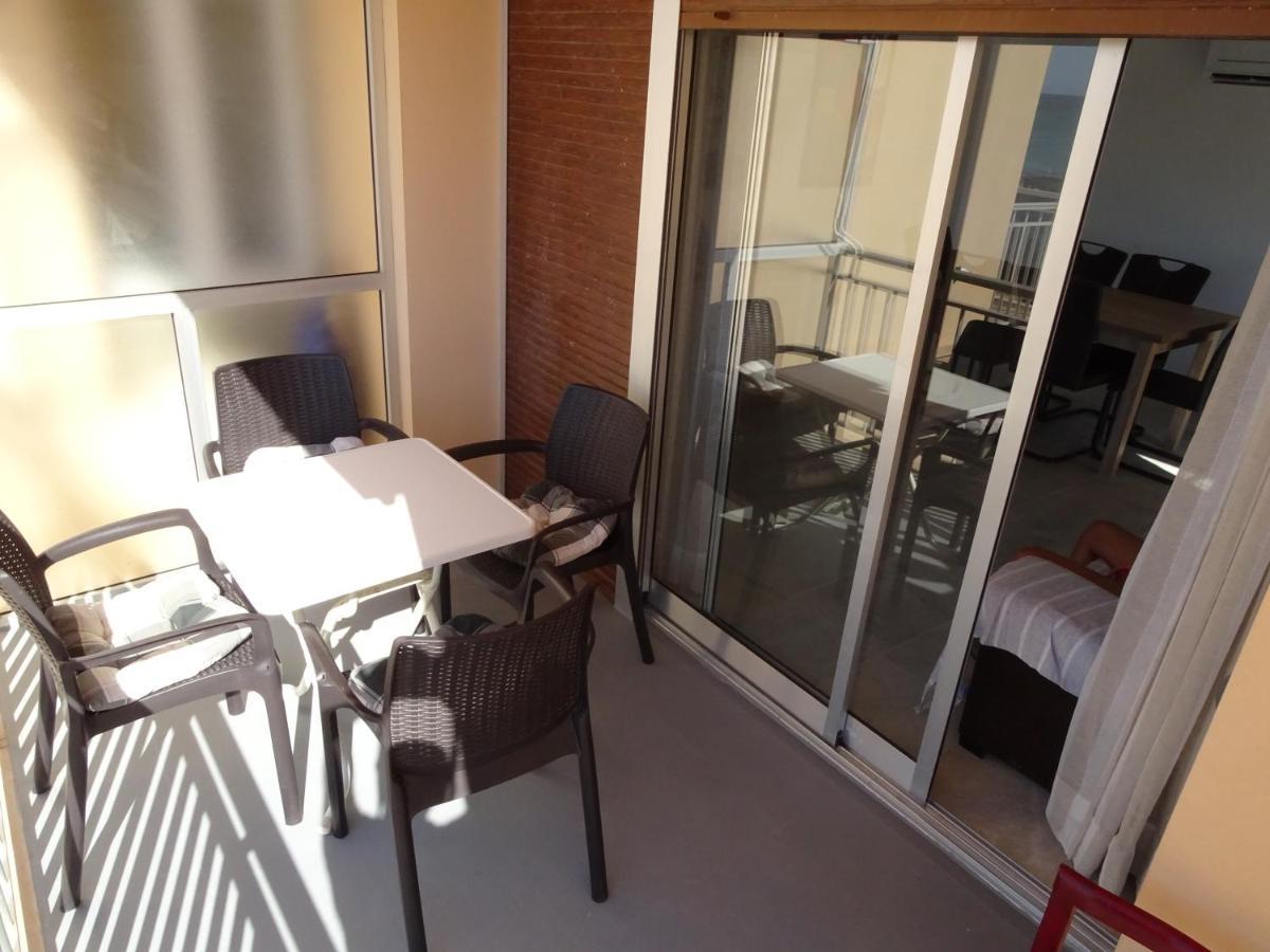 Apartamentos El Sol A 20 Metros Del Mar دينايا المظهر الخارجي الصورة
